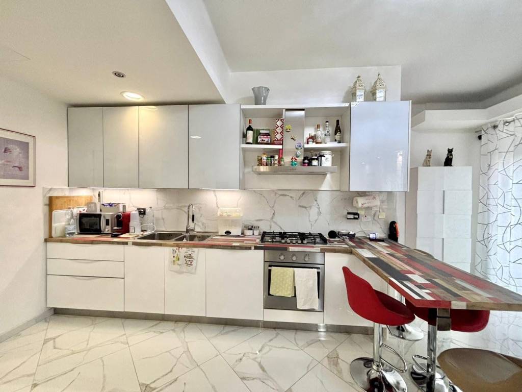 Appartamento a Alessandria in Via Roberto Ardigò - Foto 3