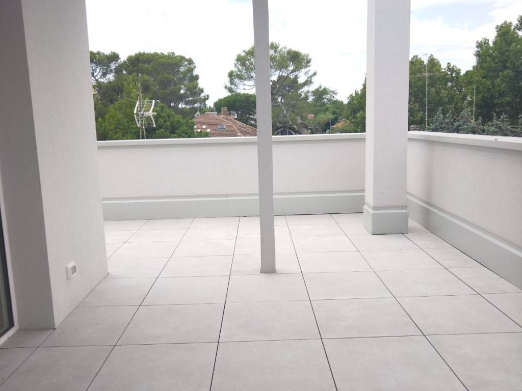 Attico / mansarda a Riccione in Viale Amilcare Ponchielli - Foto 3
