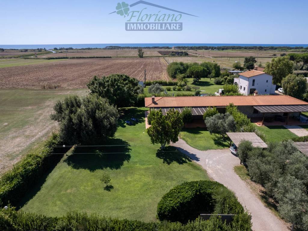 Villa a Montalto di castro in Strada del Tirreno - Foto 2