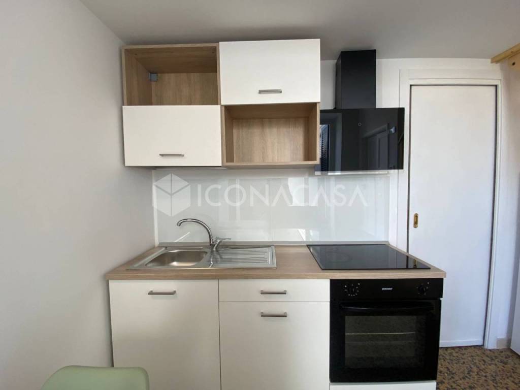 Appartamento a Andria in Via Gioacchino Poli - Foto 4