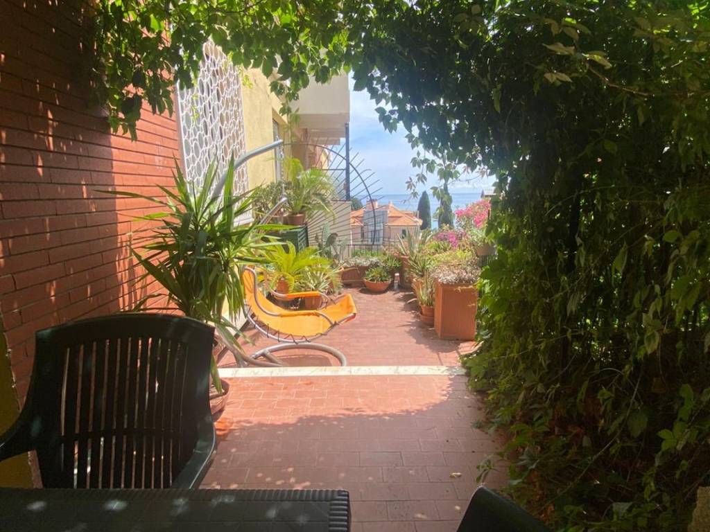 Appartamento a Alassio in Via Amerigo Vespucci, 14 - Foto 3