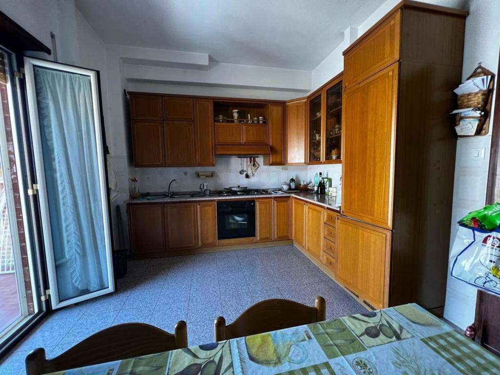Appartamento a Aprilia in via dei mille, 25 - Foto 5
