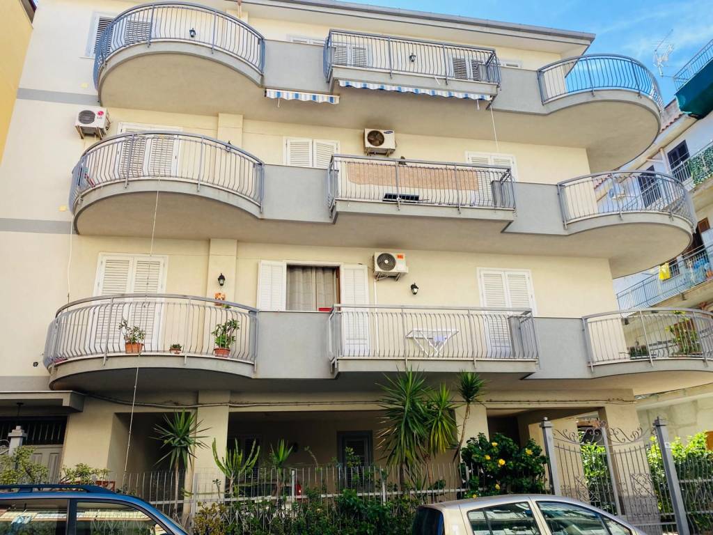 Casa indipendente a Bagheria in Via Salvatore Aldisio - Foto 3