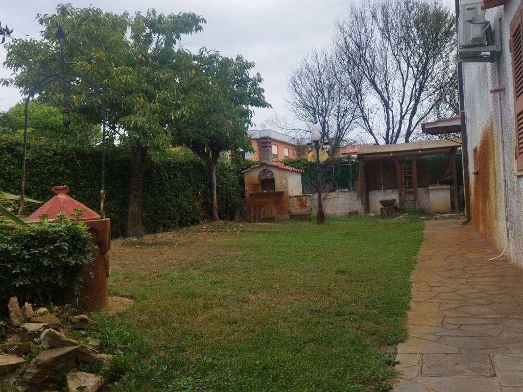 Appartamento a Ladispoli in Via Camillo Benso di Cavour - Foto 4