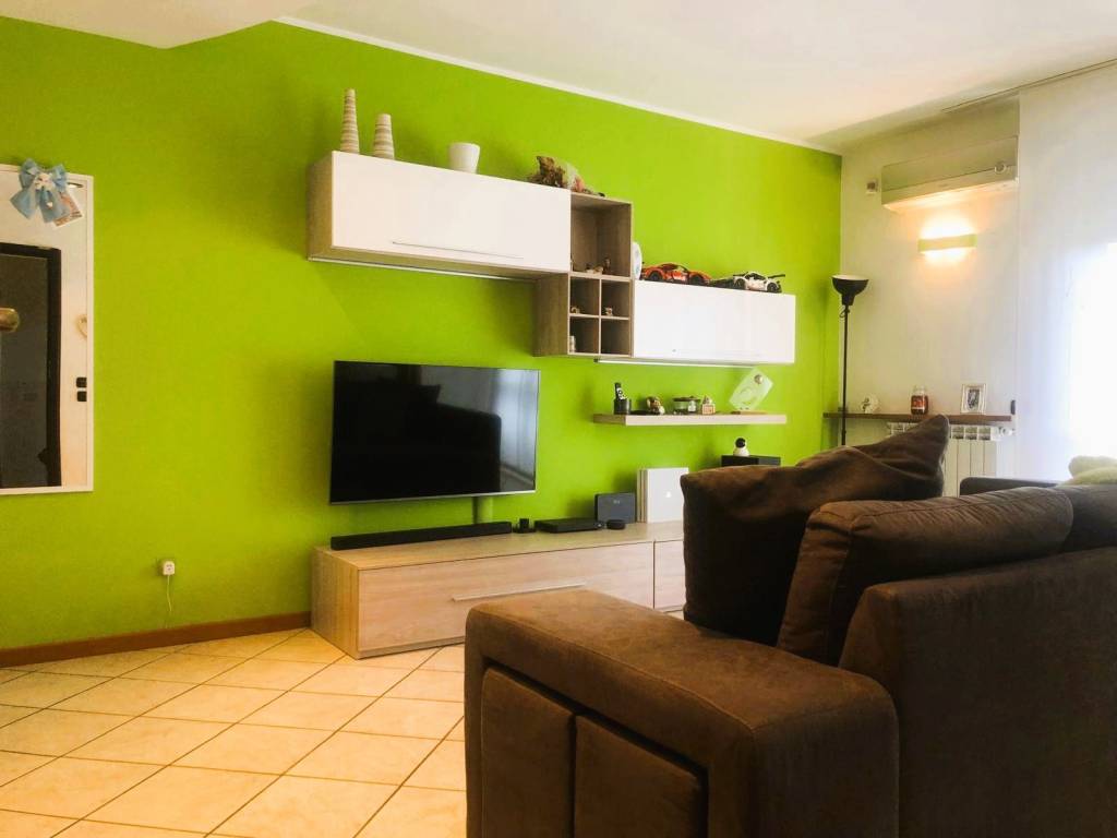 Appartamento a Uboldo in Via Legnano, 216 - Foto 5