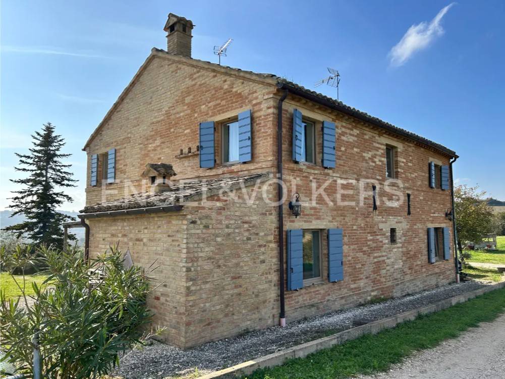 Rustico / casale a Monte san giusto in Via Sabbionara - Foto 2