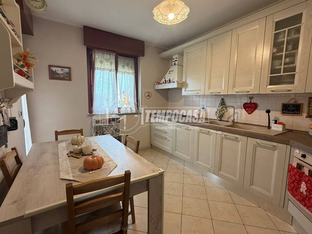 Appartamento a Asti in Strada Sesia 5 - Foto 3