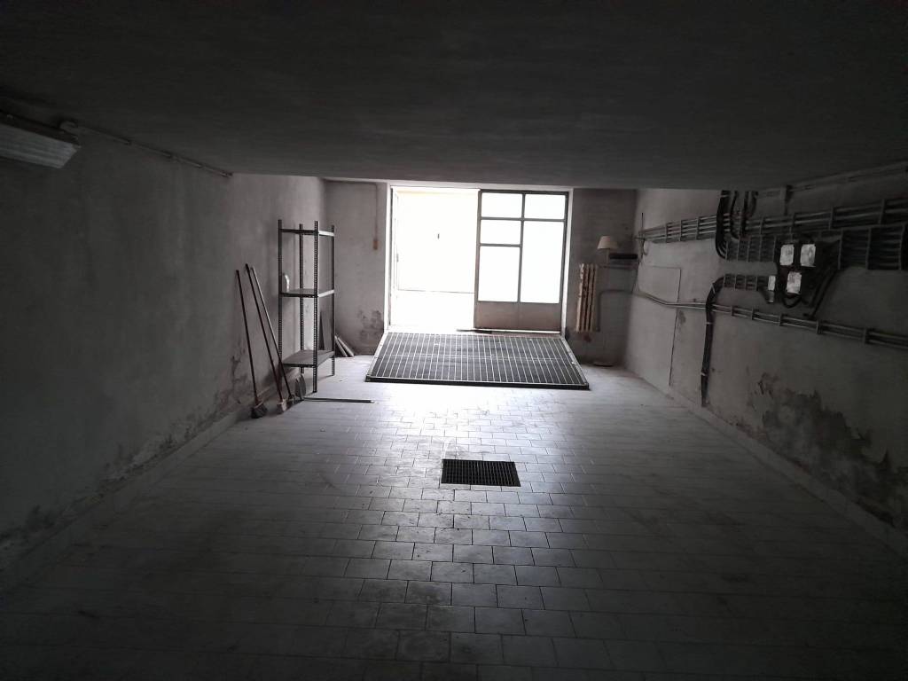 Box / garage a Alessandria in Spalto Borgoglio, 56 - Foto 2