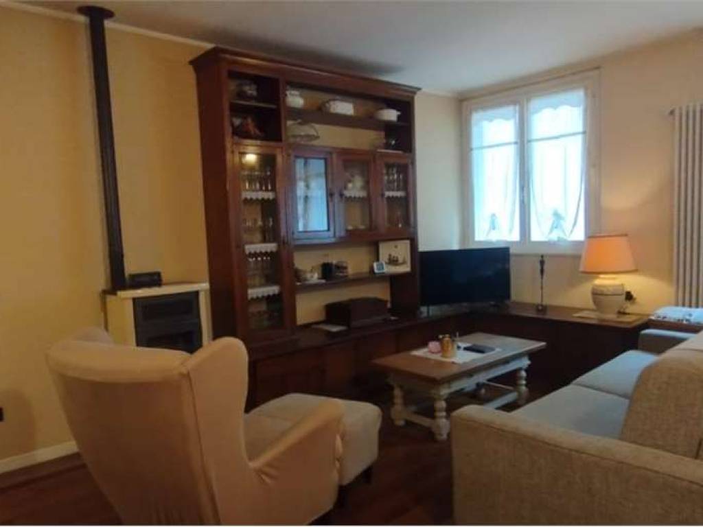 Villa a Cologno al serio in VITTORIO VENETO - Foto 2