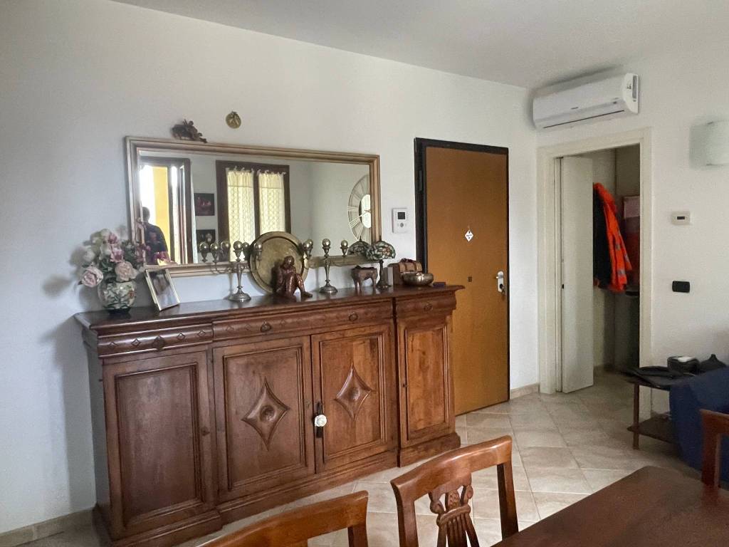 Appartamento a Casorate sempione in Via Damiano Chiesa, 3 - Foto 4