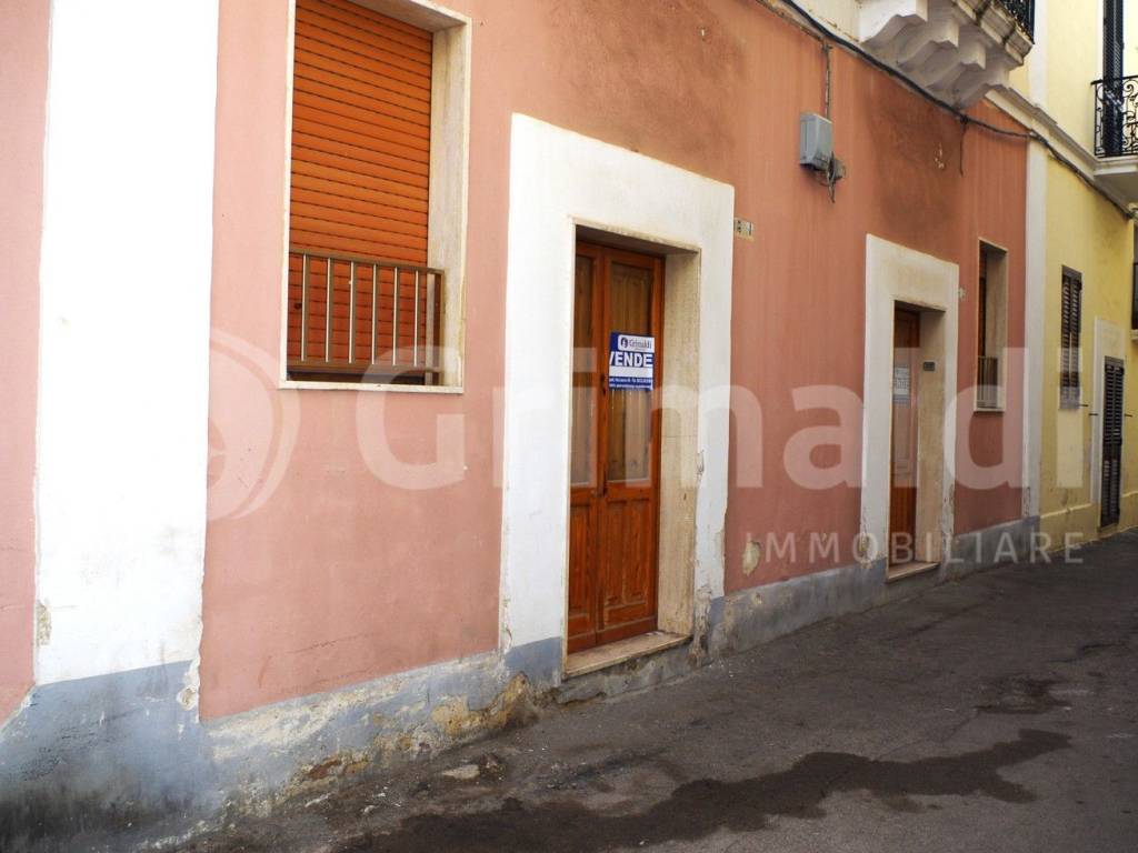 Casa indipendente a Gallipoli in Via Bosco, 1-3 - Foto 2