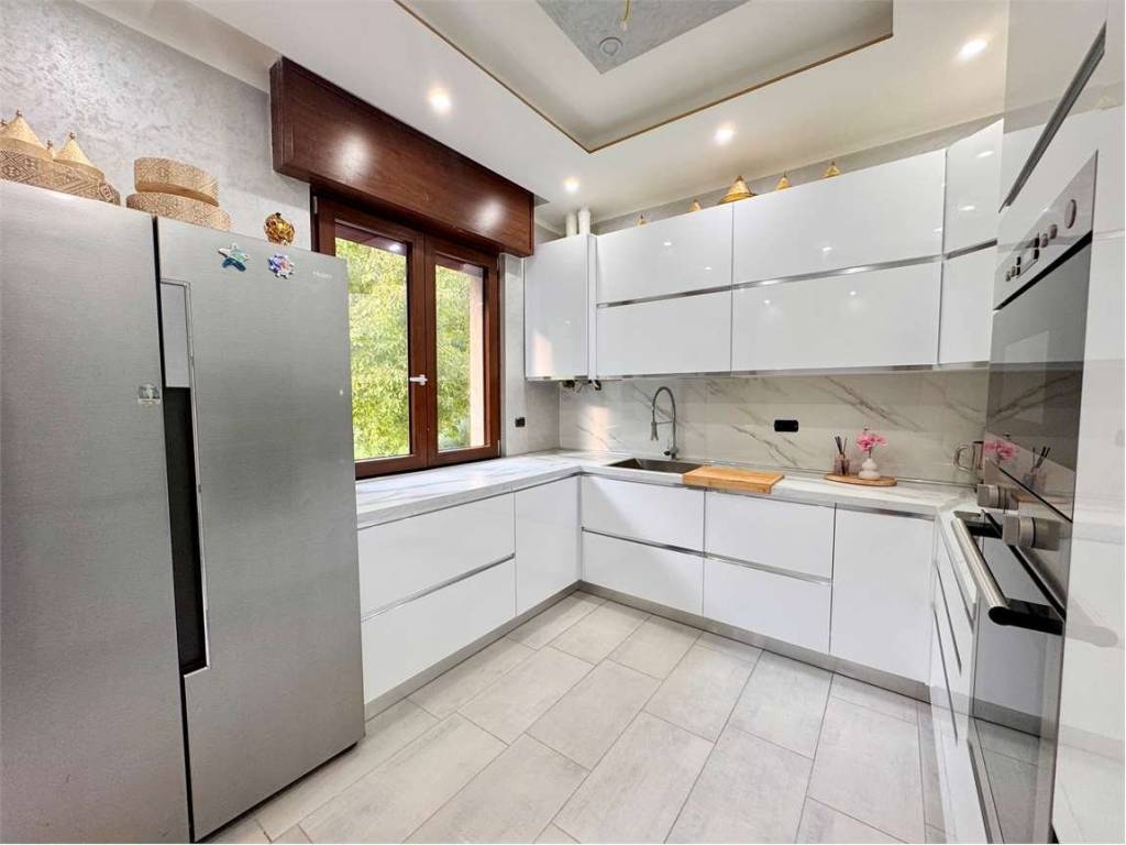 Appartamento a Costa volpino in Via Roma, 89 - Foto 2