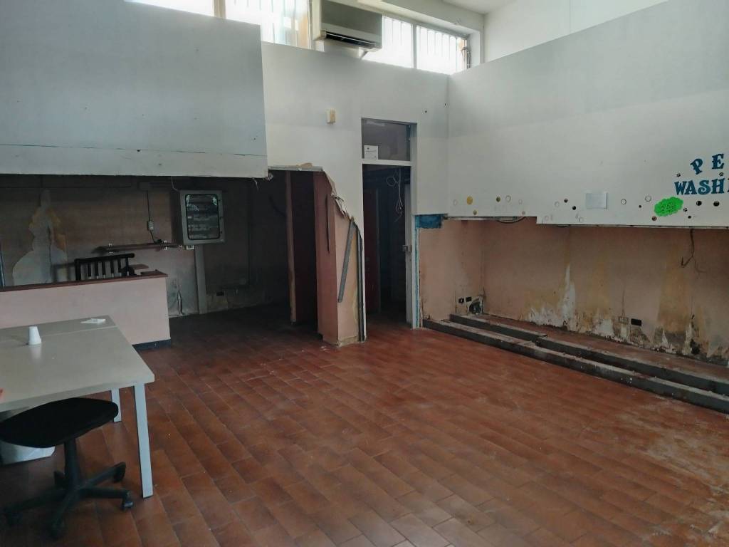 Immobile a Somma lombardo in Via Giuseppe Garibaldi, 59 - Foto 4