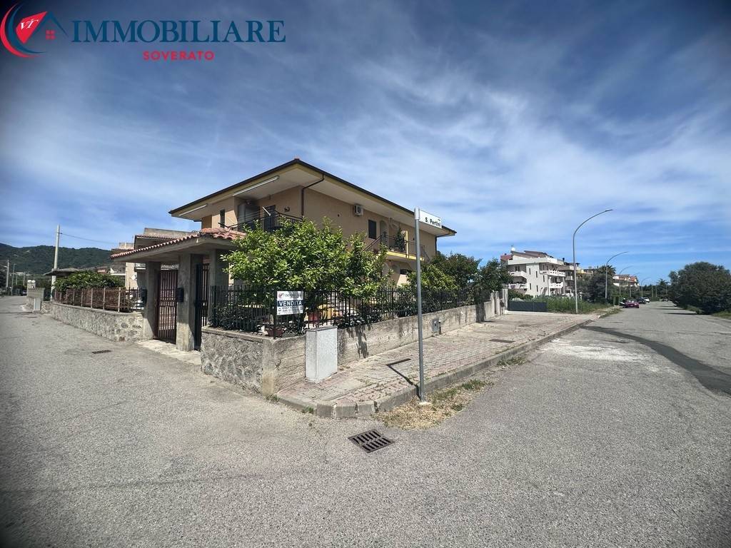 Appartamento a Isca sullo ionio in Via Olivarella - Foto 2
