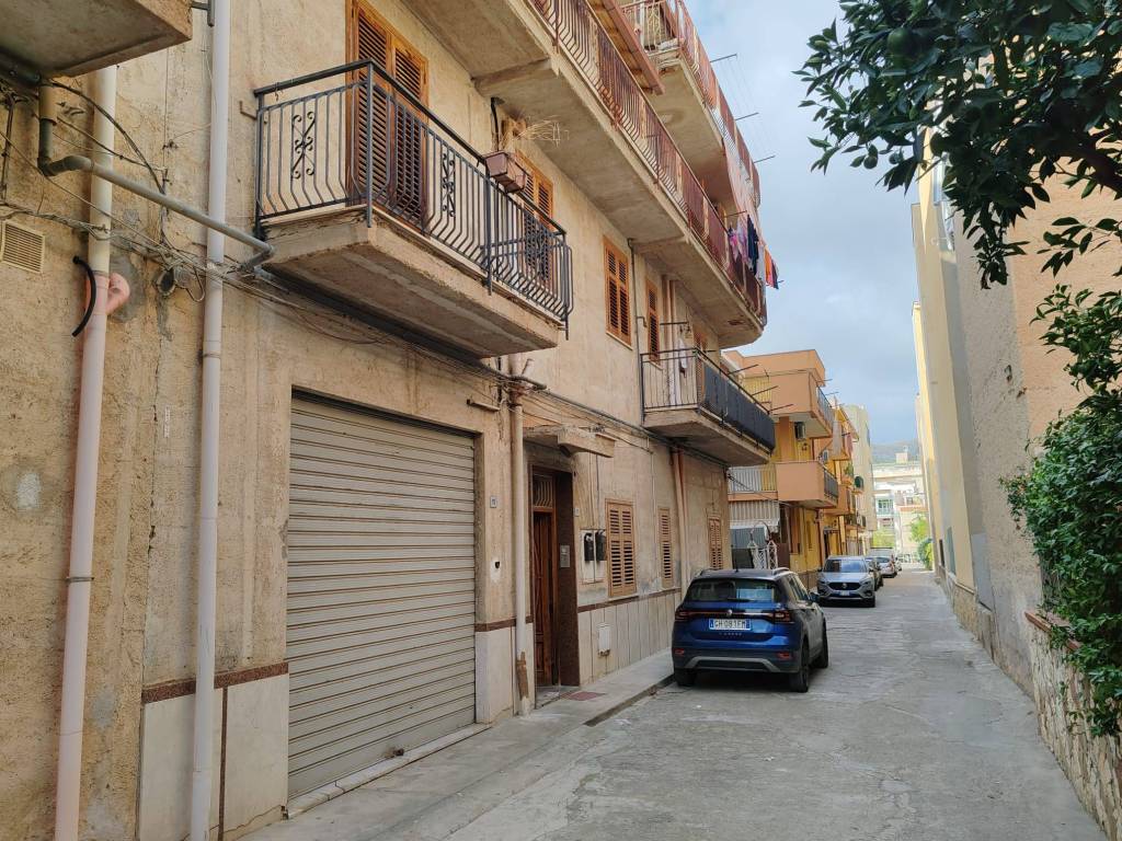 Appartamento a Bagheria in Via Gaio Crispo Sallustio - Foto 2