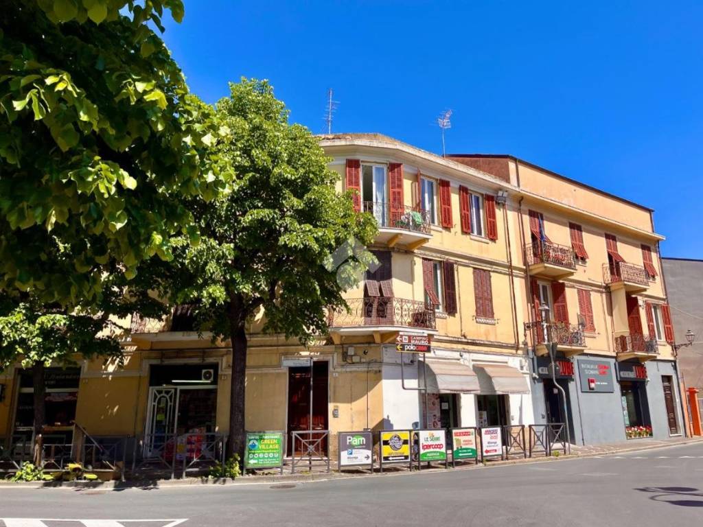 Appartamento a Albenga in Viale ponte lungo, 2 - Foto 2