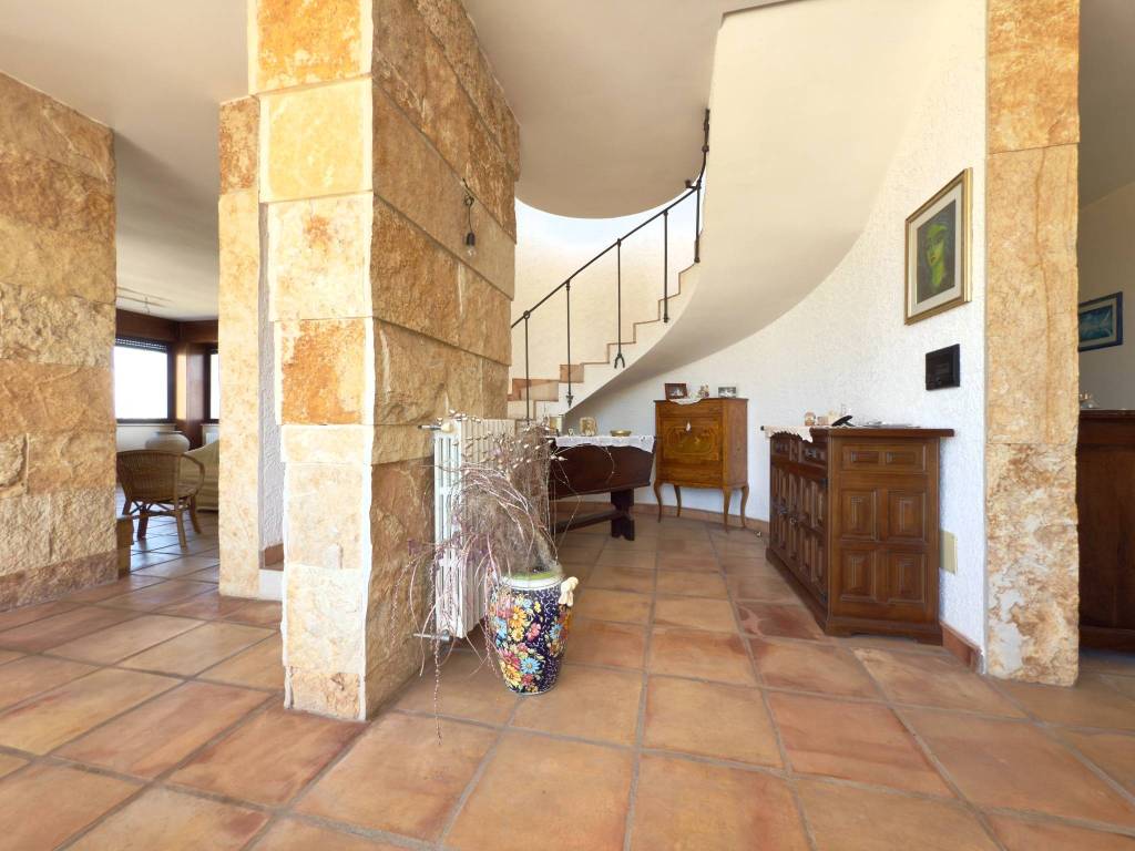 Casa indipendente a Lizzanello in Via Circonvallazione, 37 - Foto 4
