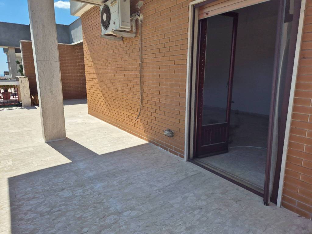 Appartamento a Statte in Via Armando Diaz, 33 - Foto 4