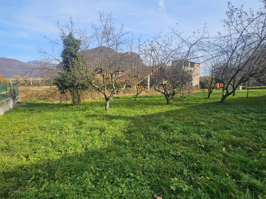 Villa a Gravellona toce in Via Chiesa Pedemonte - Foto 4