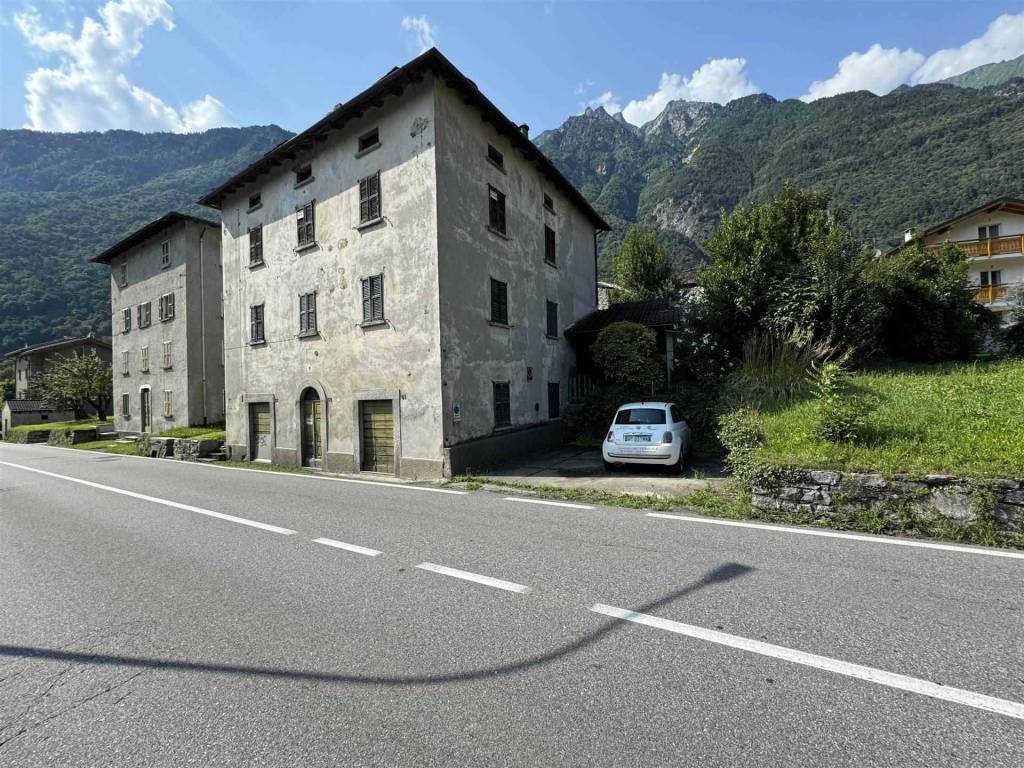 Casa indipendente a Chiavenna in Via Rezia - Foto 2