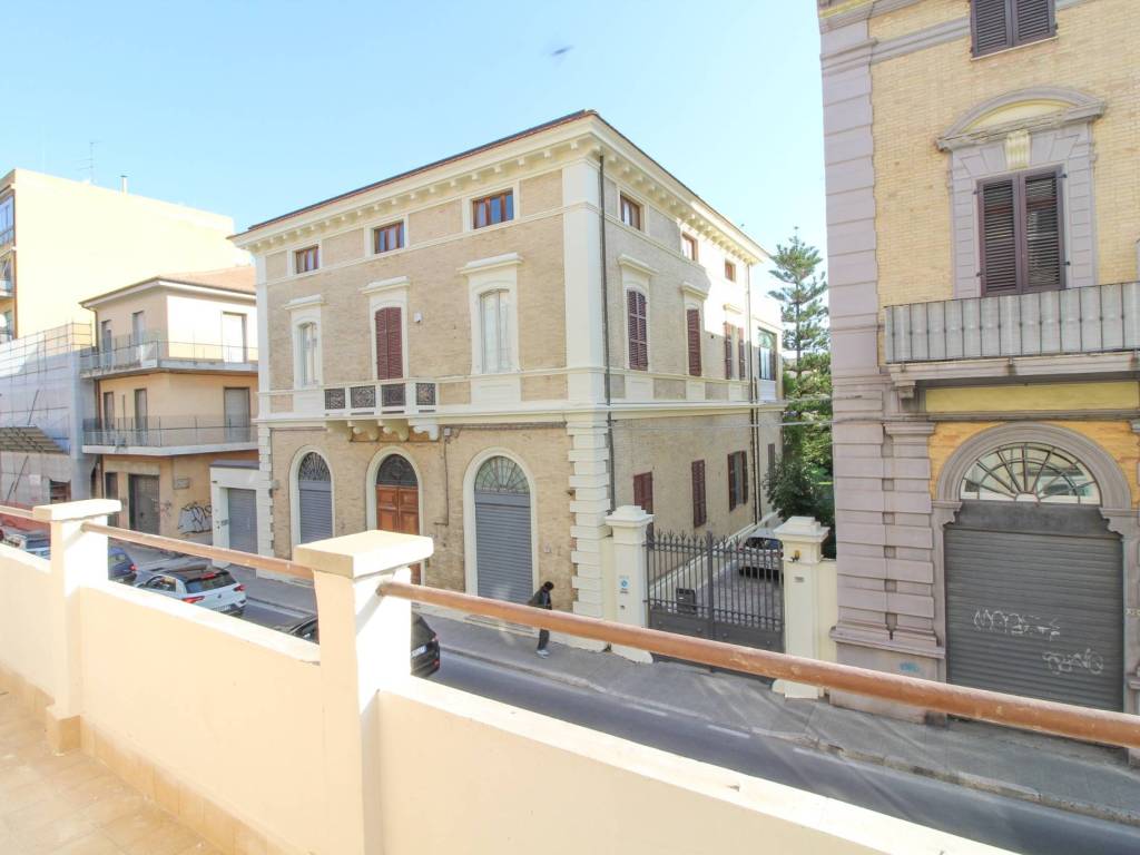 Appartamento a San benedetto del tronto in Corso G. Mazzini, 111 - Foto 5