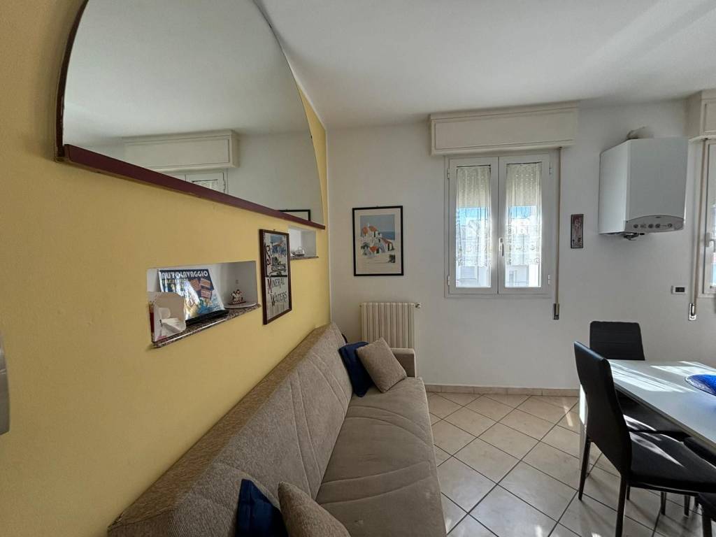 Appartamento a Comacchio in Viale dei Mille, 25 - Foto 2