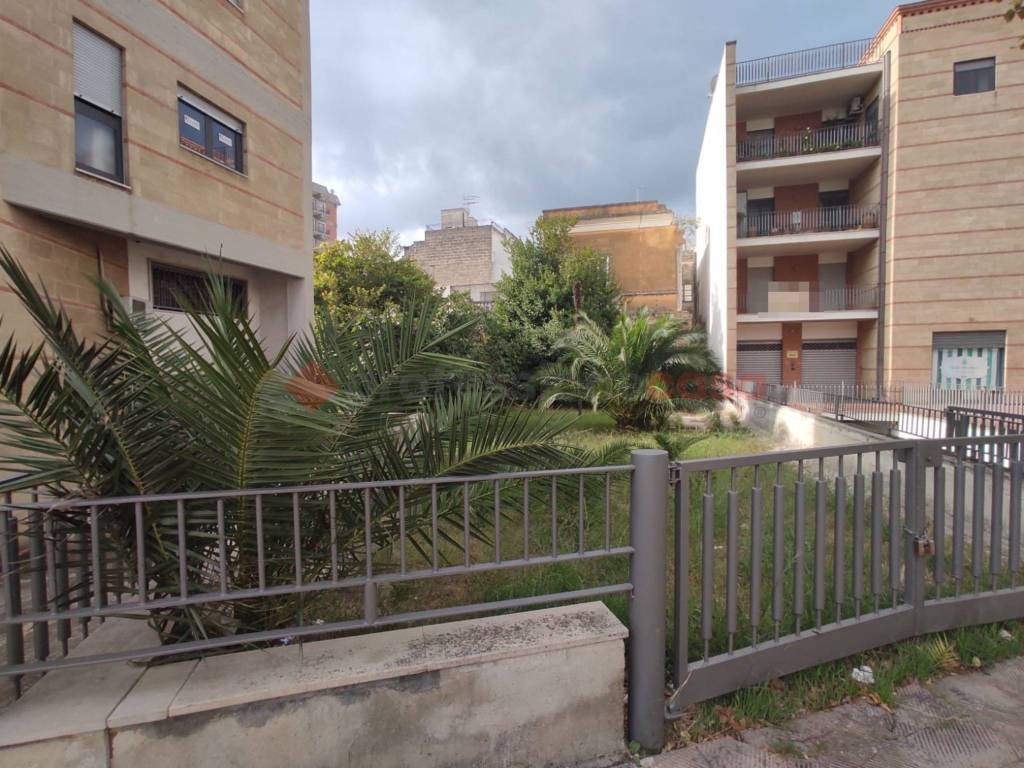 Terreno a Grottaglie in Via Quinto Ennio - Foto 2