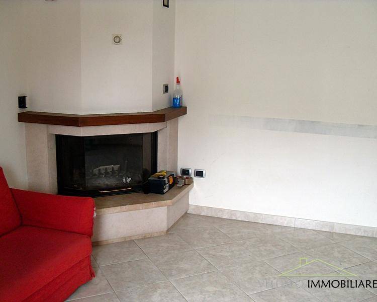 Appartamento a Trecastelli in Via Volta - Foto 2