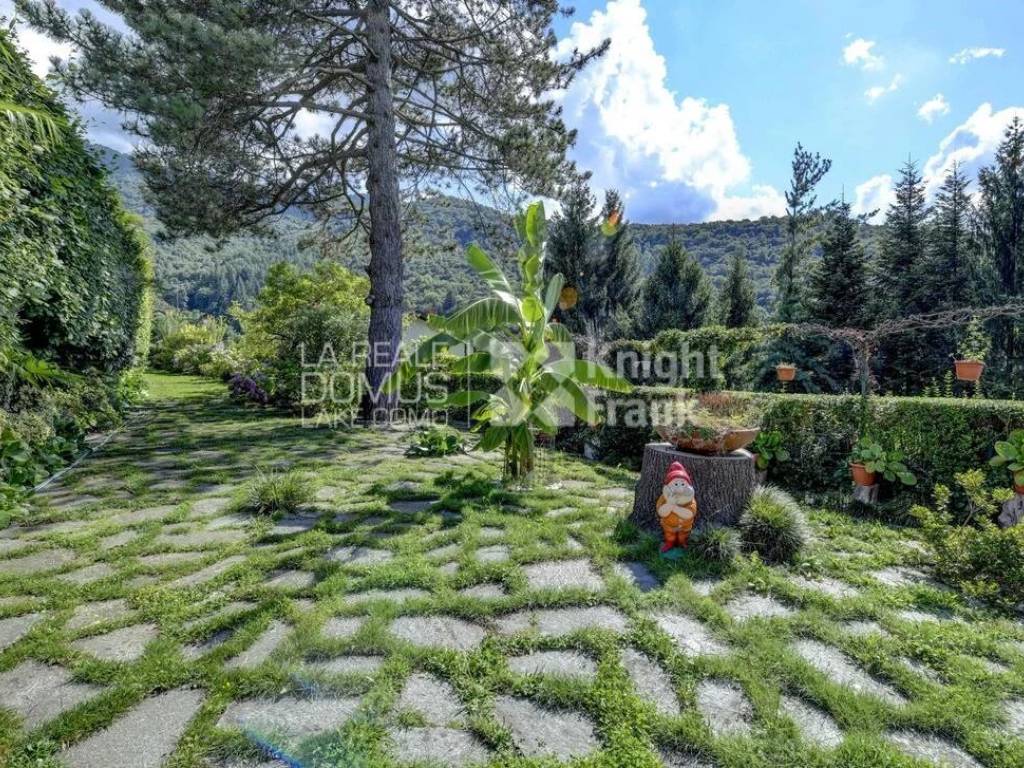 Casa indipendente a Faggeto lario in via Provinciale 73 - Foto 4
