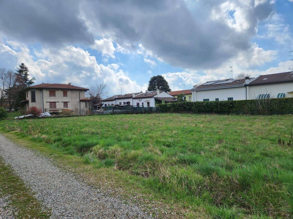 Terreno a Cislago in Via Ugo Foscolo, 321 - Foto 4