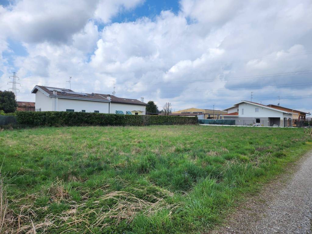 Terreno a Cislago in Via Ugo Foscolo, 321 - Foto 5