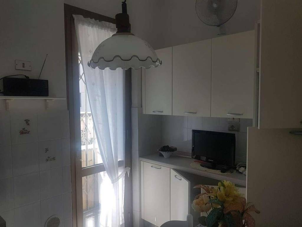 Appartamento a Carnago in via xxv Aprile - Foto 2