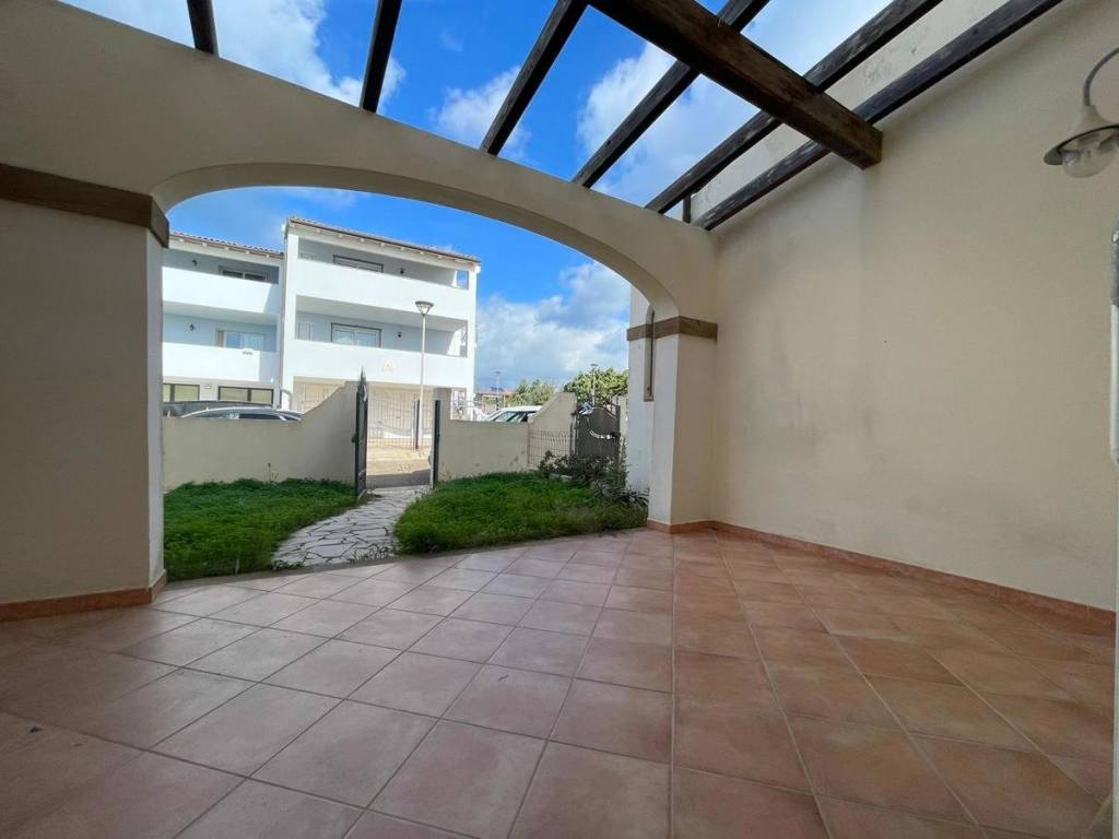Appartamento a Portoscuso in Via degli Olmi, snc - Foto 2
