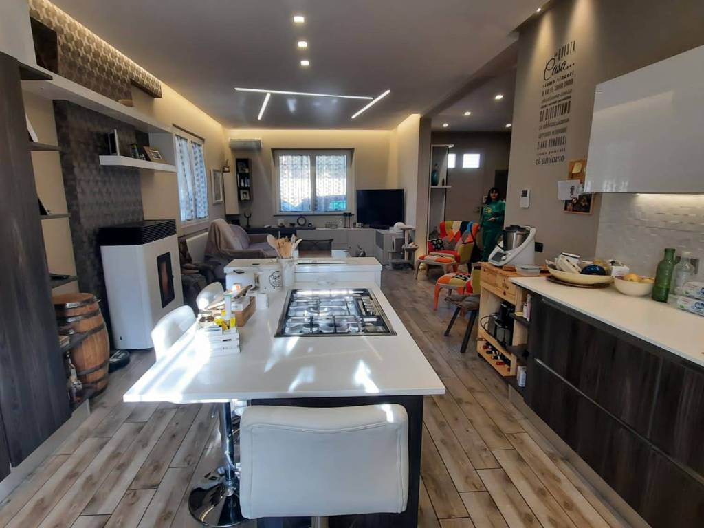 Casa indipendente a Prato in Via Firenze - Foto 2