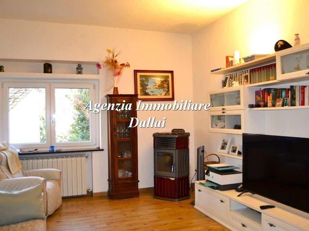 Villa a Scarperia e san piero in Via di Montaccianico - Foto 4
