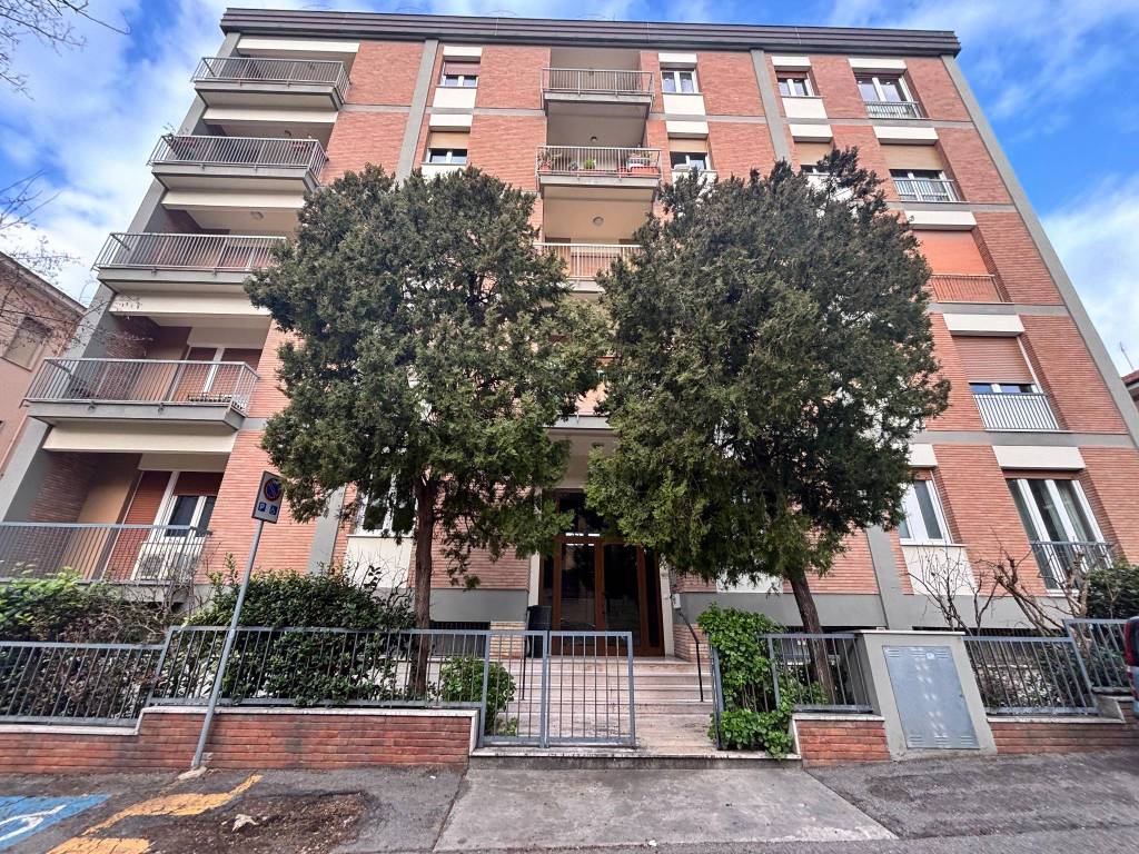 Appartamento a Pesaro in Via Vittorio Locchi, 12 - Foto 2