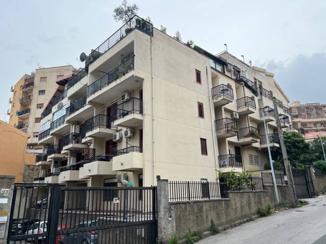 Appartamento a Messina in Via Noviziato Casazza, 25 - Foto 3