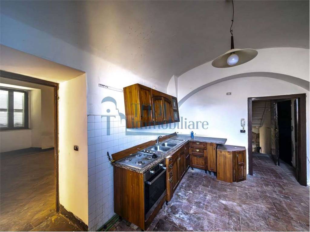 Palazzo / stabile a Todi in PIAZZA DEL POPOLO, 1 - Foto 3