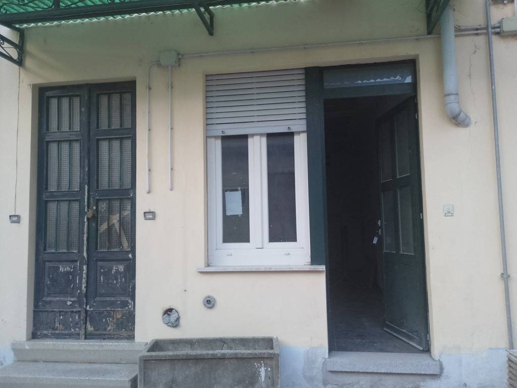 Appartamento a Besozzo in Via 25 Aprile - Foto 2