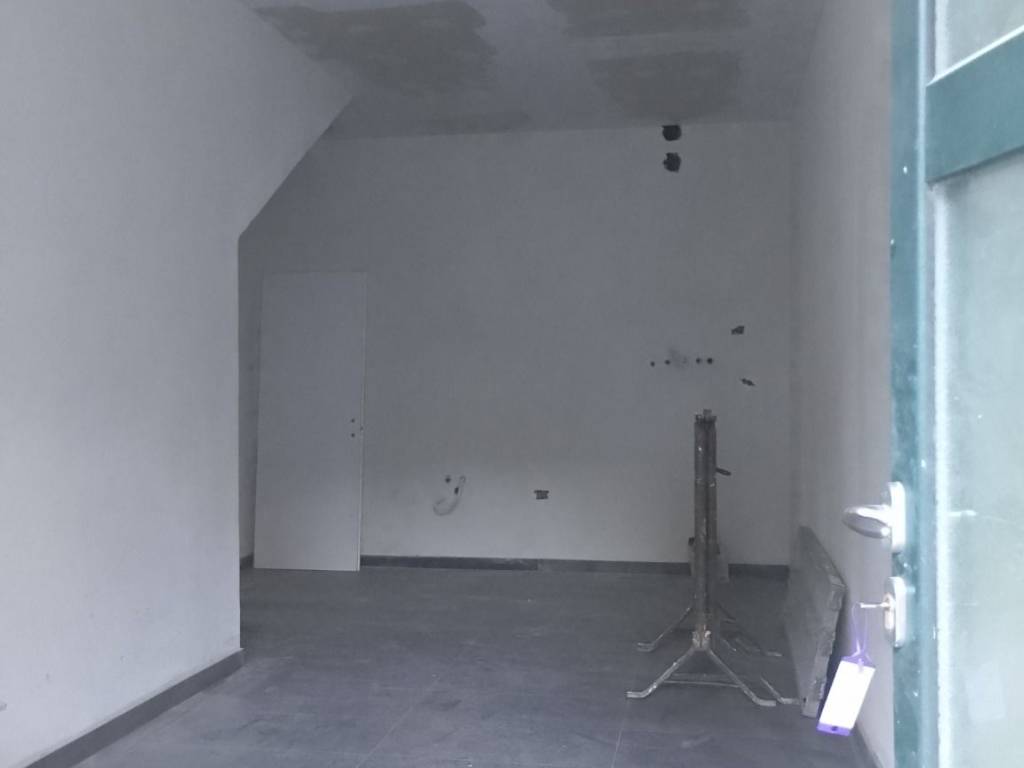 Appartamento a Besozzo in Via 25 Aprile - Foto 4