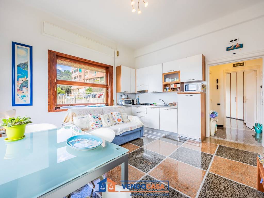 Appartamento a Bergeggi in Via Mede, 11 - Foto 4