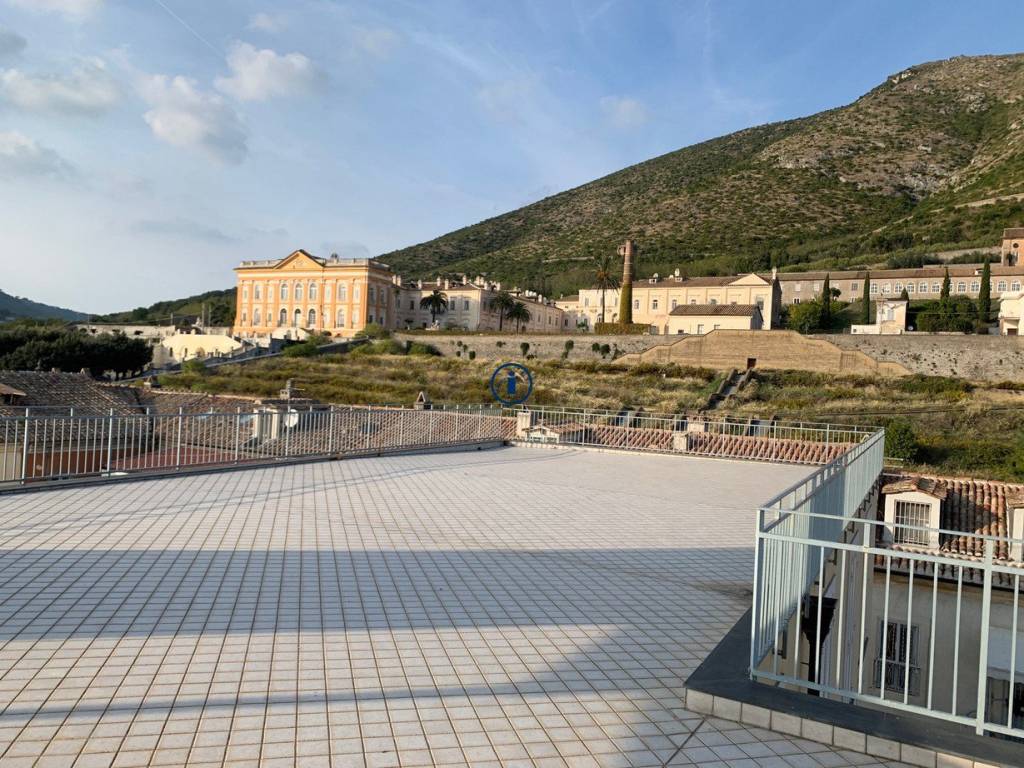 Attico / mansarda a Caserta in Via Giardini Reali - Foto 5