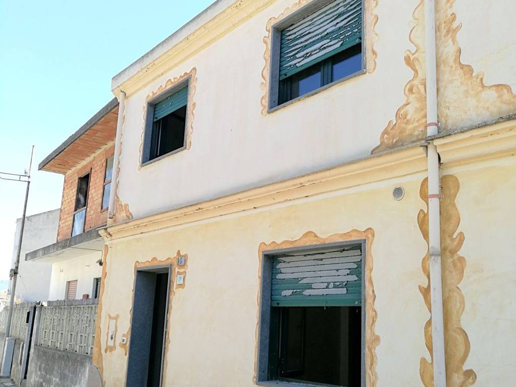 Appartamento a Piscinas in Via Regina Margherita - Foto 2