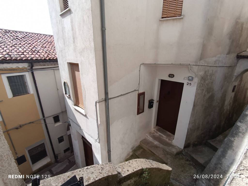 Casa indipendente a Rivello in Via Santa Maria - Foto 2