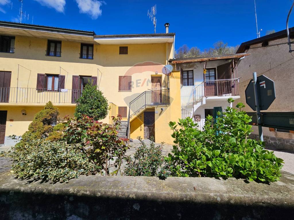 Casa indipendente a Roccasparvera in Strada Provinciale, 30 - Foto 3