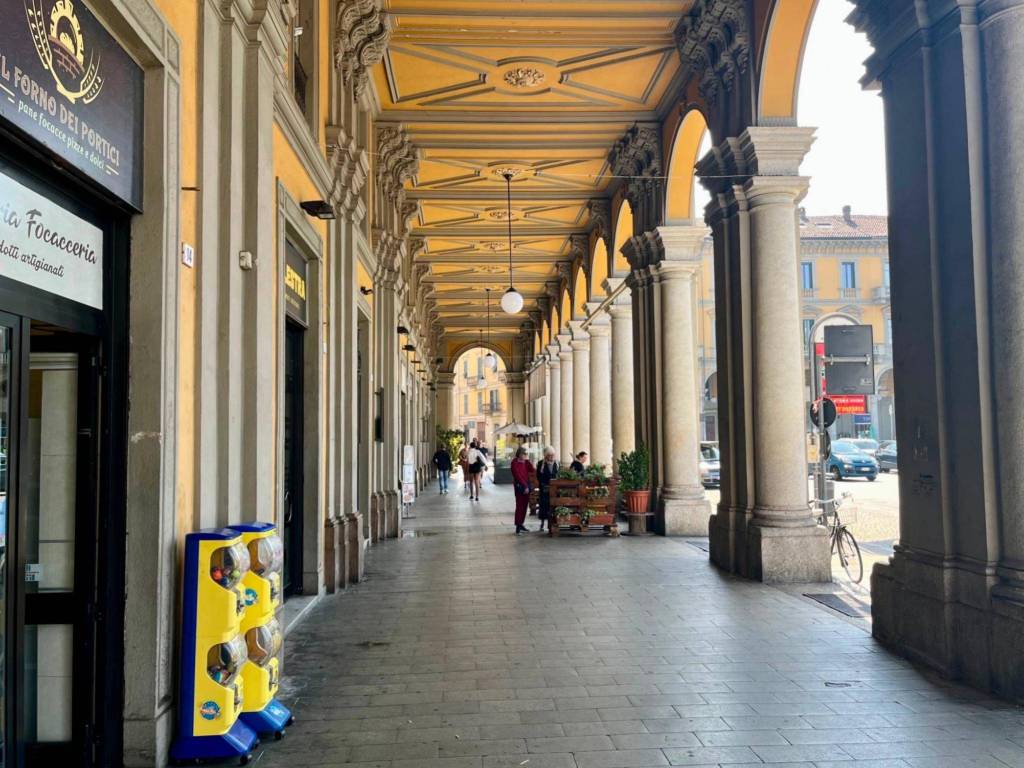 Appartamento a Alessandria in Piazza Giuseppe Garibaldi - Foto 2