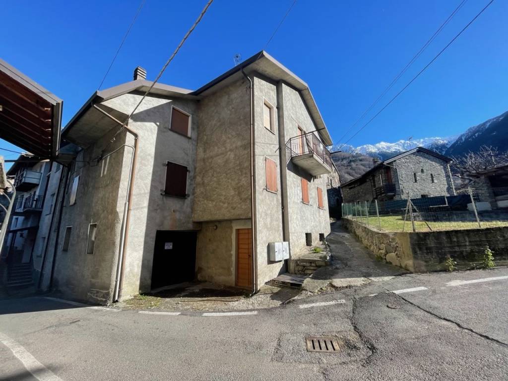 Appartamento a Talamona in Via Coseggio - Foto 3