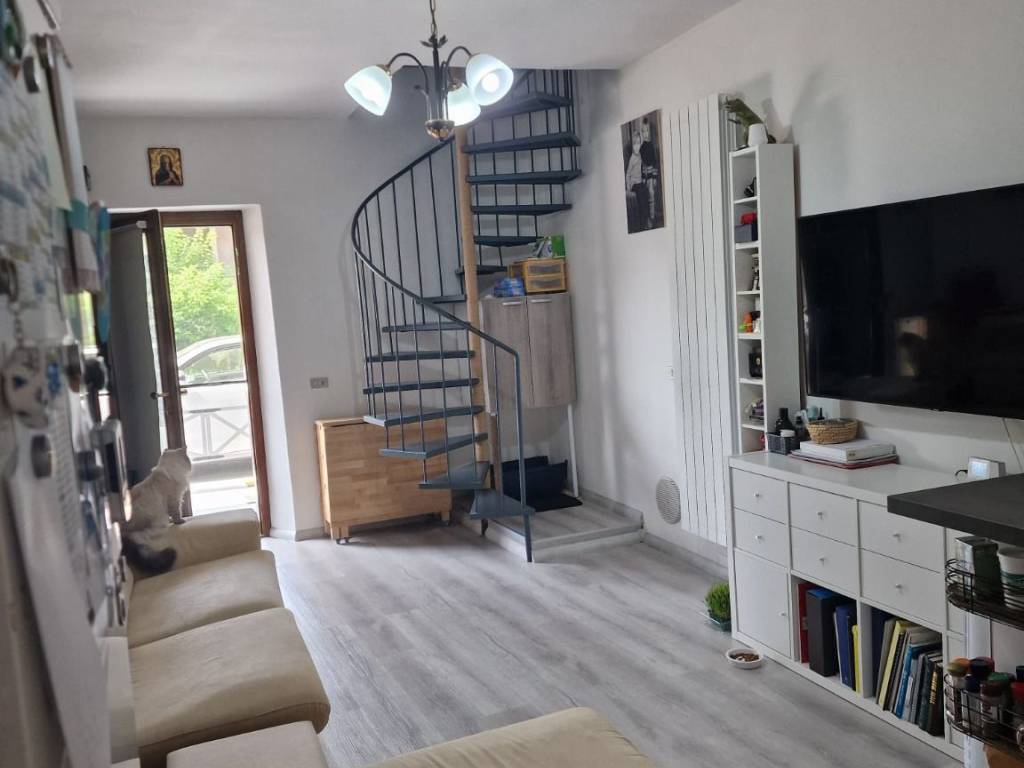 Casa indipendente a Pognano in Via D. Melocchi - Foto 3