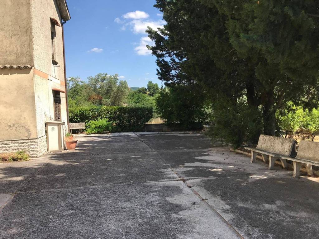 Casa indipendente a Apollosa in via cesinali - Foto 4