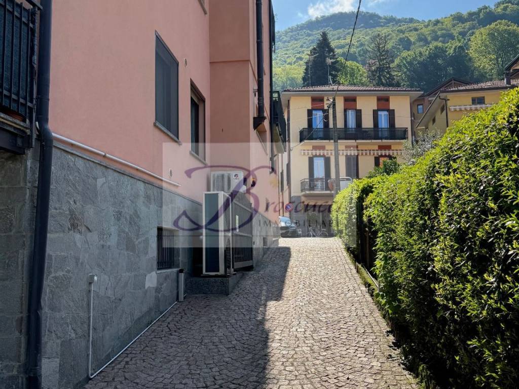 Appartamento a Porto ceresio - Foto 2